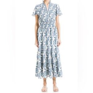 Max Studio Blue Floral Maxi Dress - Size Large Flutter Sleeve Blue and White
